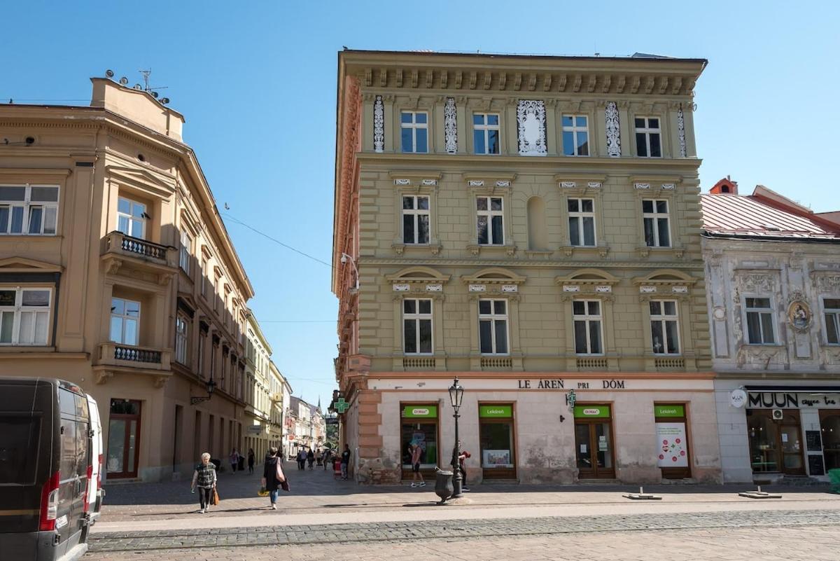 Ferienwohnung Kosice - Centrum, Apartman Urban Tower Exterior foto